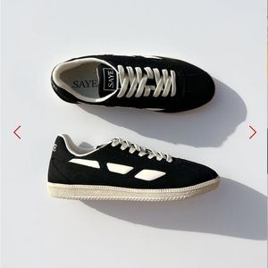 SAYE Modelo 70 Vegan Black